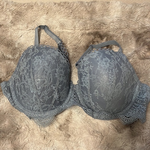 Designer Bra Lot 34DDD ππΎββοΈβ€οΈ, will same day ship ππ¦ - Picture 5 of 5